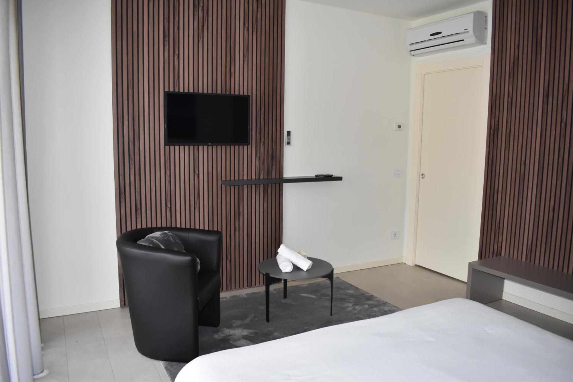 Baia Delle Rose Via Roma 111 Apartment Costa Volpino Room photo